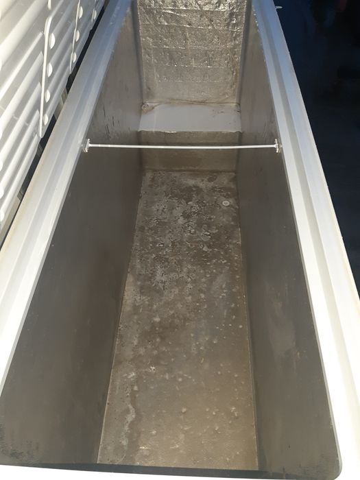 Vând ladă frigorifica Ugur 550 litri