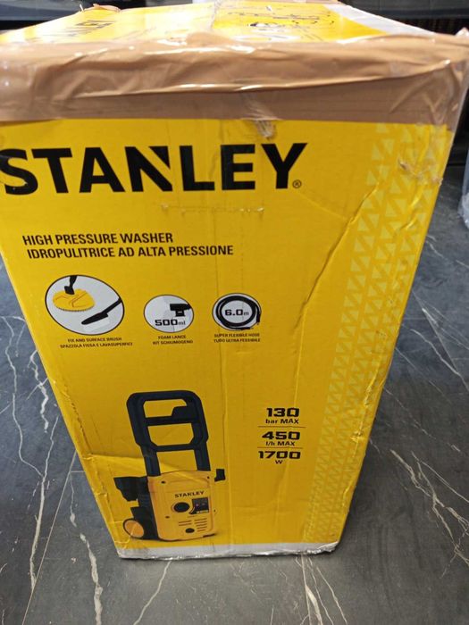 Електрическа водоструйка Stanley