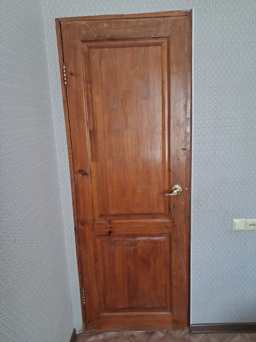 Продам двери чистое дерева