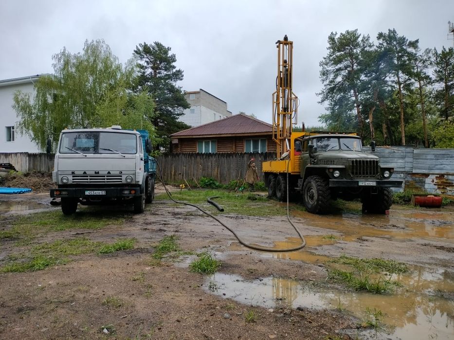 Бурение скважин.