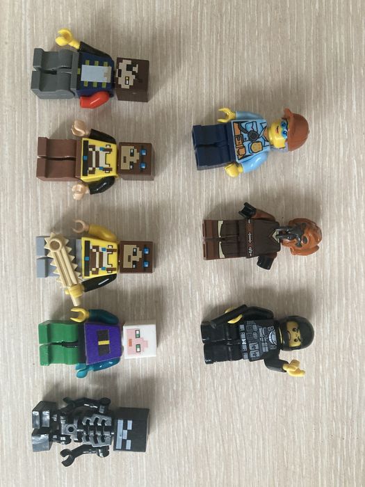 Срочно лего фигурки