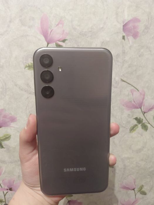 Продам samsung M15 срочно