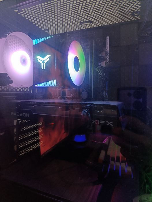 Игровой компьютер сотилади