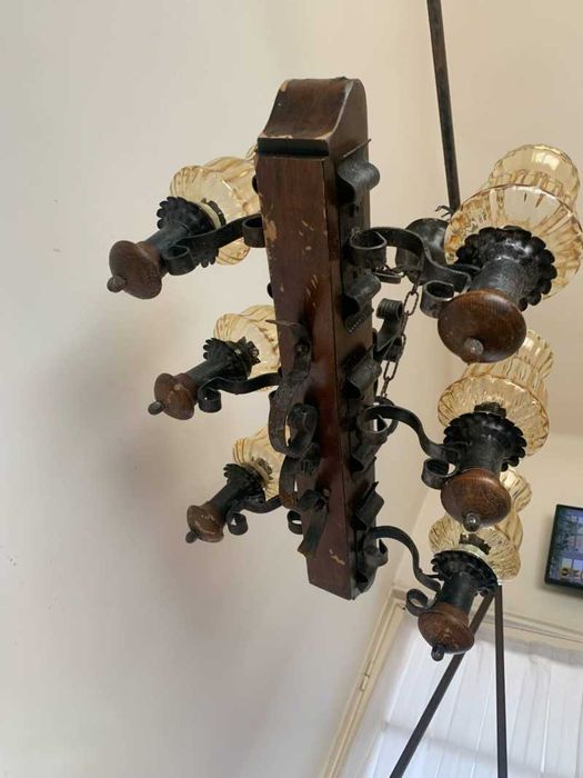 Candelabru din lemn cu fier forjat