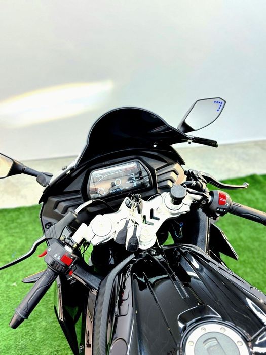 R1 400 kub 6 oy kafolati bilan