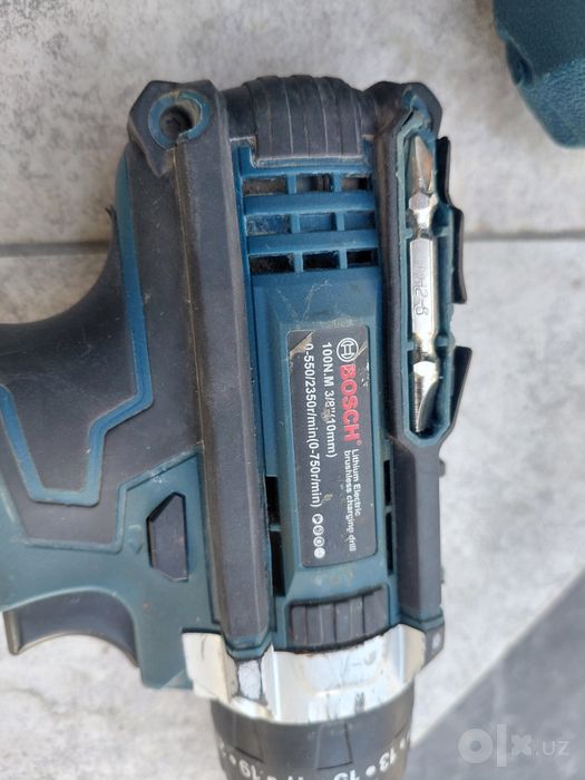 Шуруповёрт BOSCH.