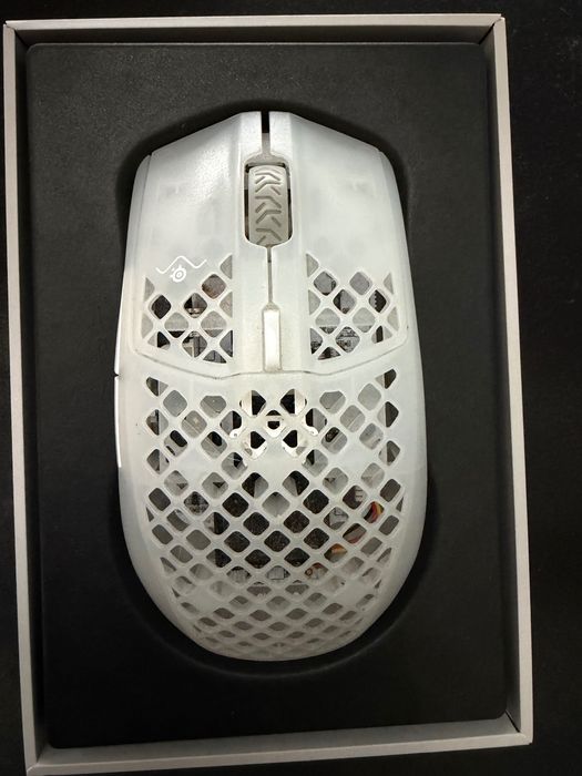 Steelseries Aerox 3 wireless Ghost gaming mouse