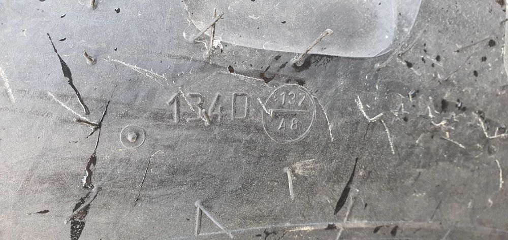 230/95R44 9.5-44 radiale de la Alliance cu insertie metalica 7KZX