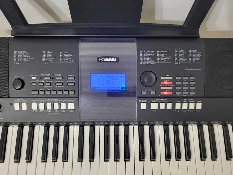 Синтезатор Yamaha PSR-E423