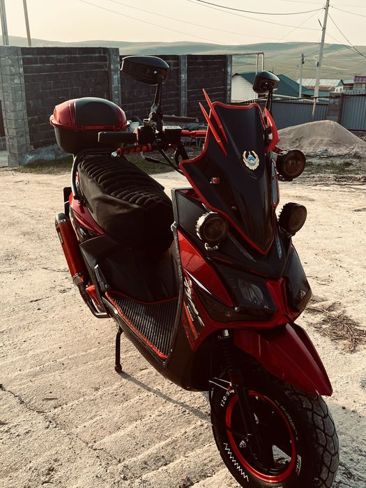 Самурай Беннали 180куб мопед