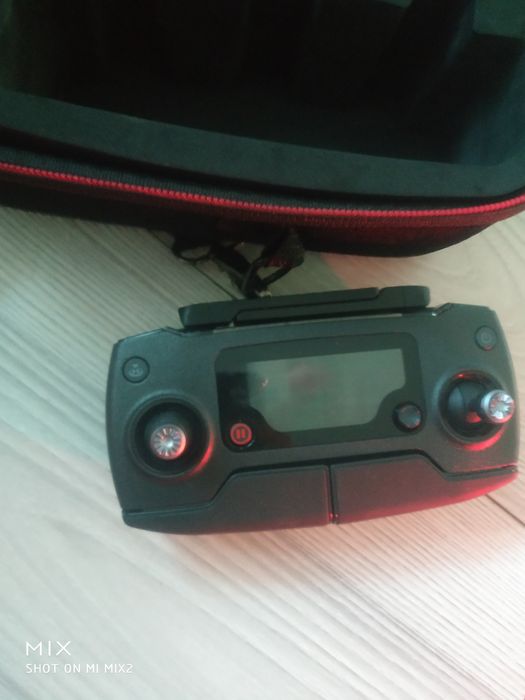 Vând drona Dji mavic pro