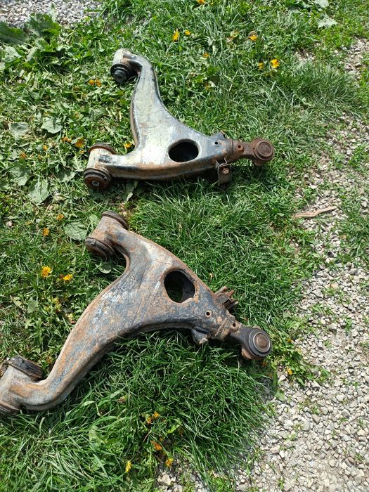 Части за Мерцедес 124 седан и комби