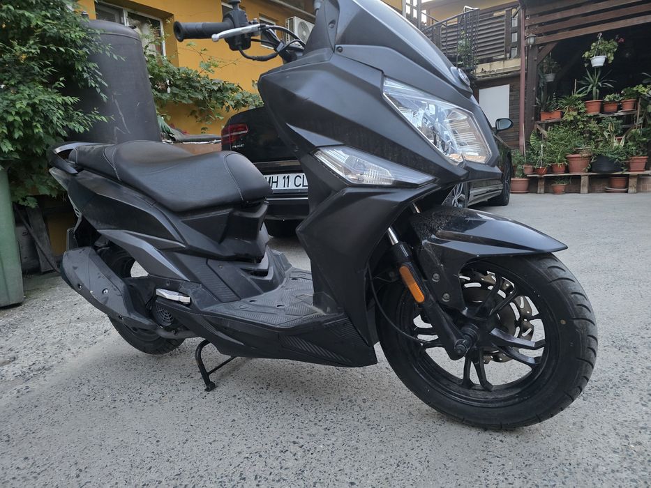 Scuter 125  SYM Jet 14