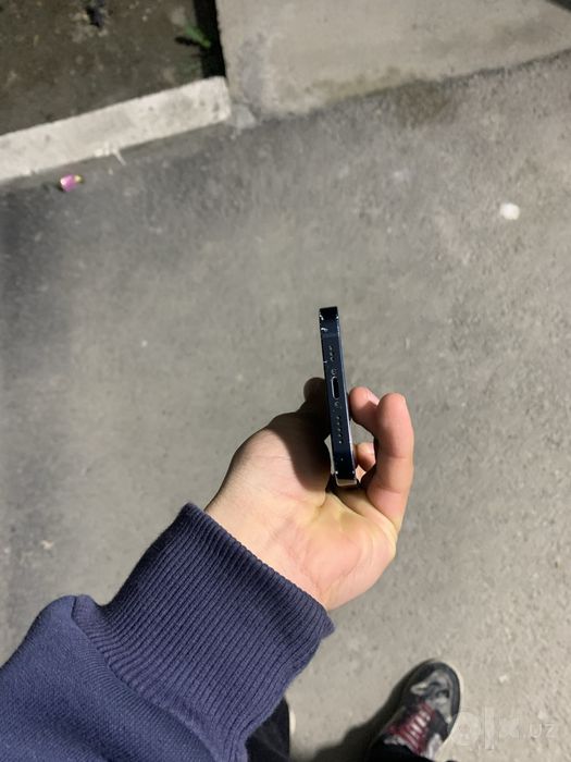 Iphone 13. Уста кормаган очлмаган