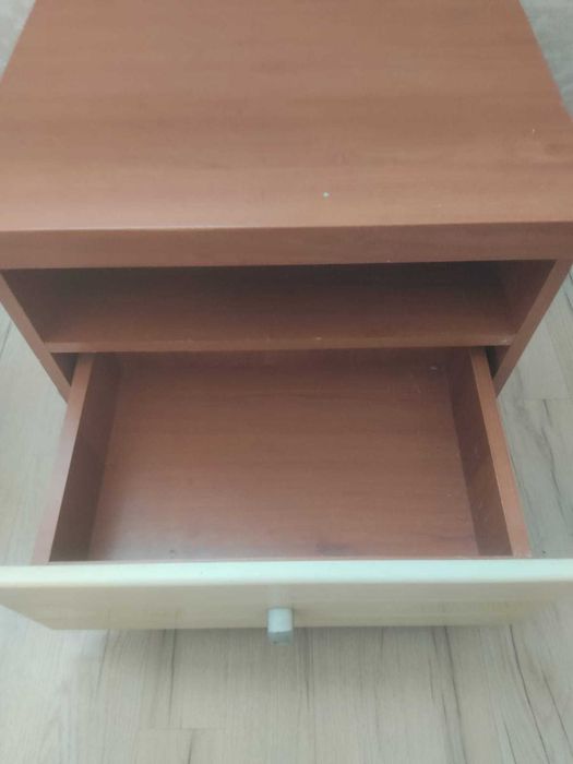 Тумбы прикроватные