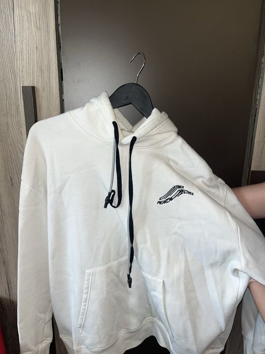 Hanorac cu gluga alb