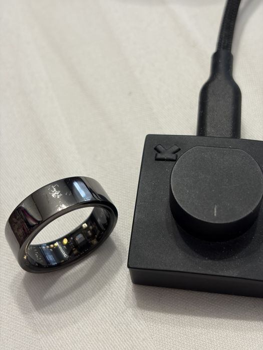Inel smart Ultrahuman Air Ring