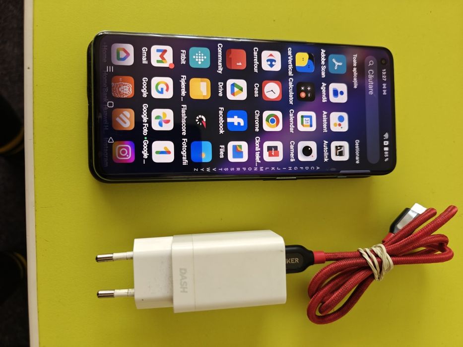 OnePlus 10 Pro 256gb,12GR cu capac Fisurat Neverlock