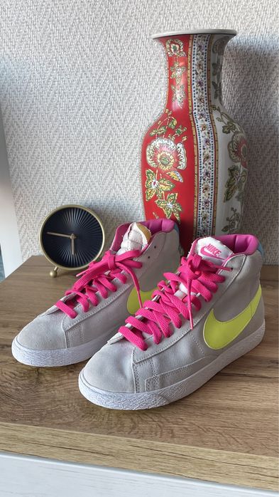 Нови кожени кецове Nike номер 37.5