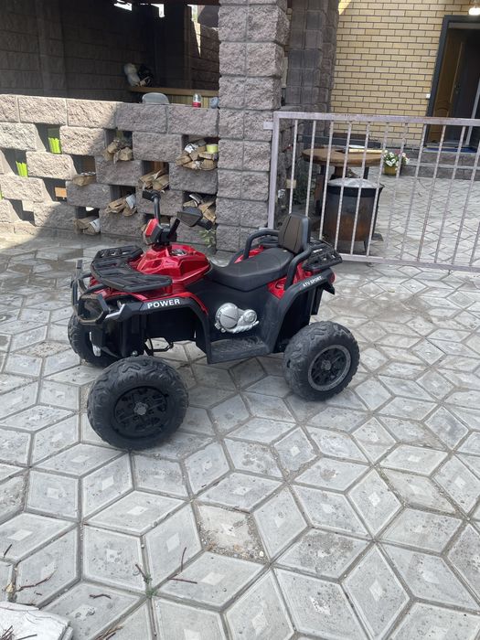 Продам квадроцикл детский