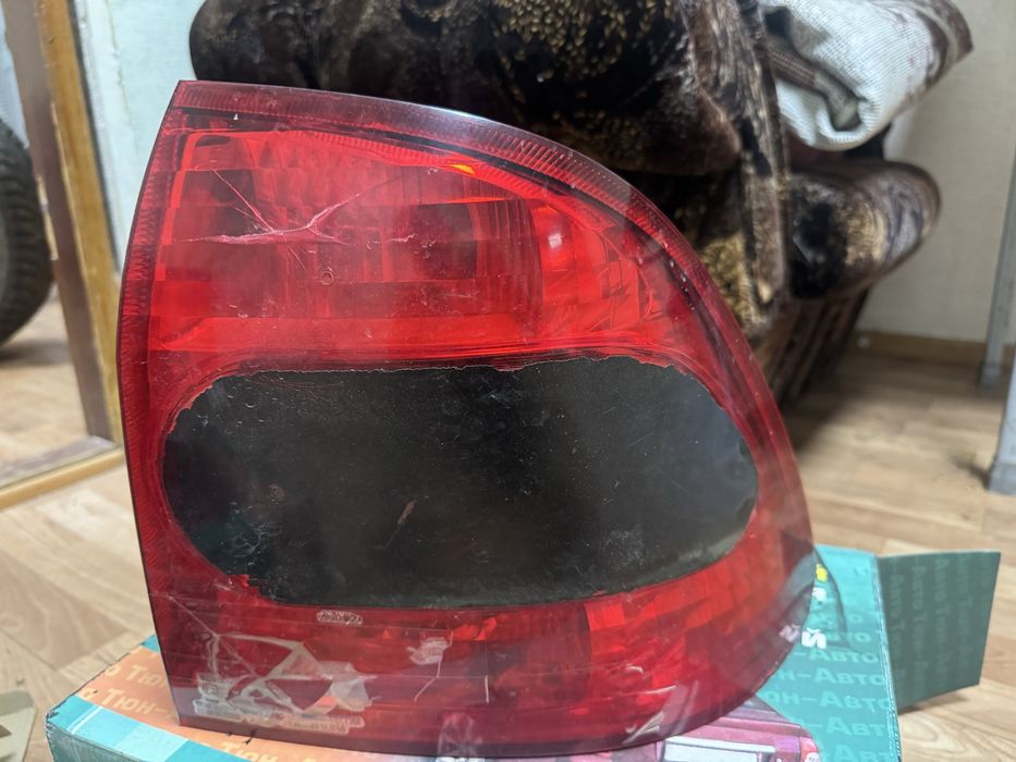 Задный фары приора 1