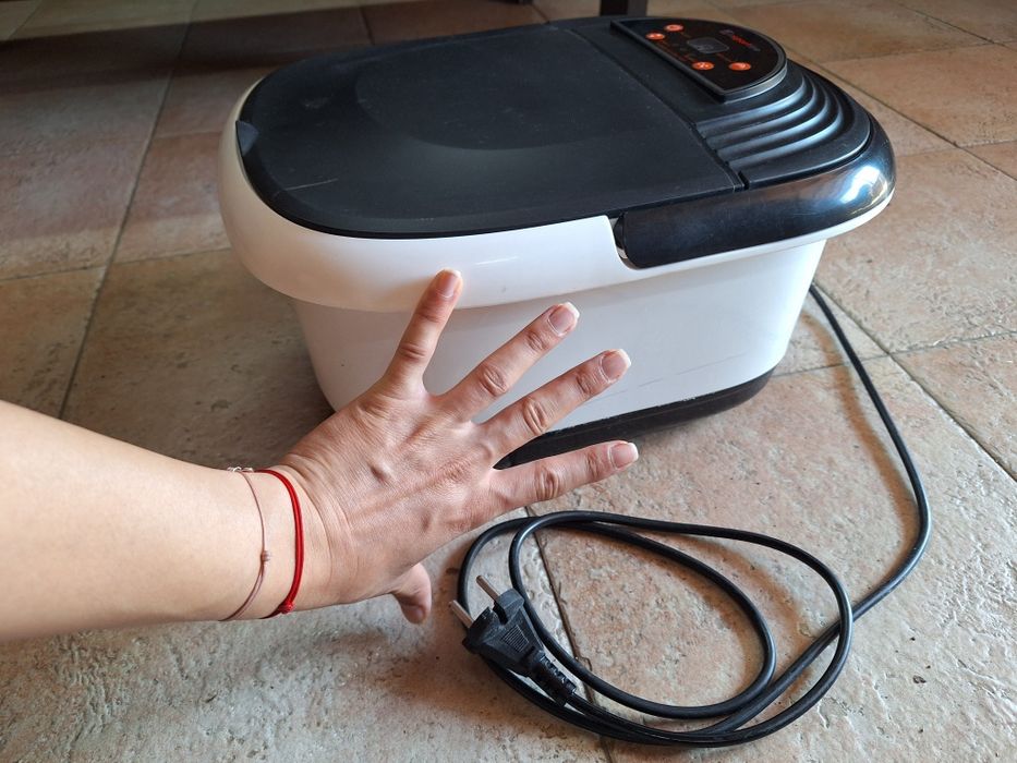 Оборудване и материали за декорация за маникюр