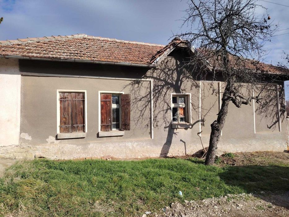 Продава се Къща в с. Пелишат, Област Плевен - 178 кв.м за 96 €/кв.м - Снимка #3