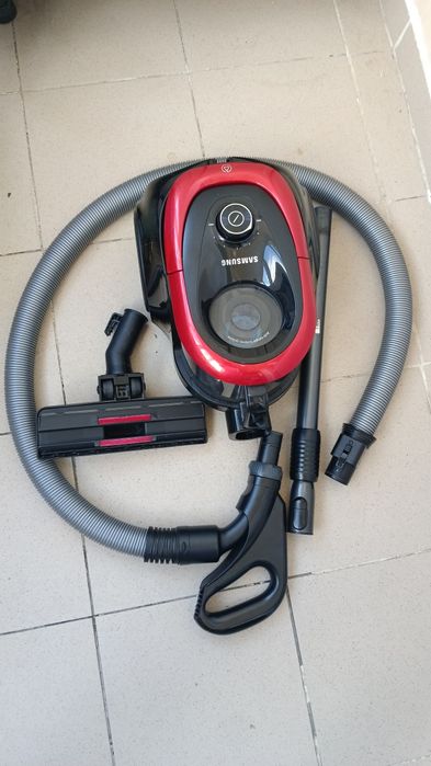 Пылесос Samsung 1800w