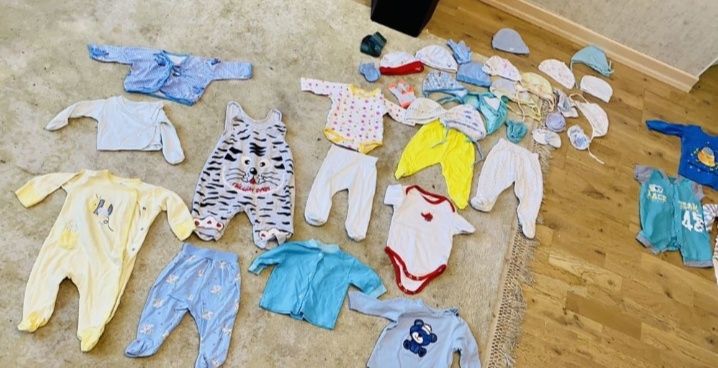 Продам вещи для новорожденных
