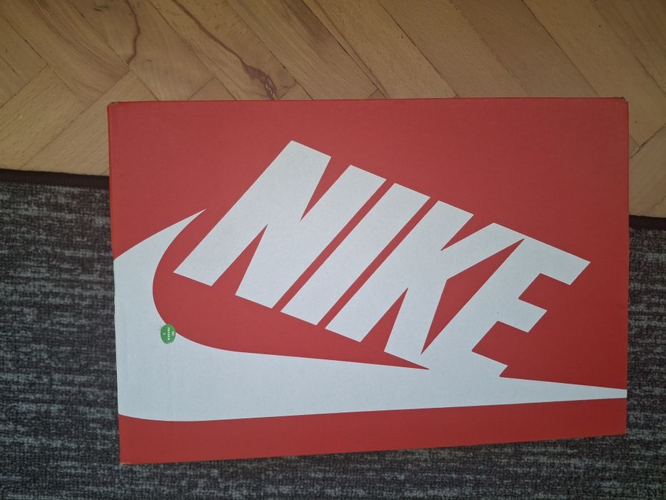 Nike-маратонки...