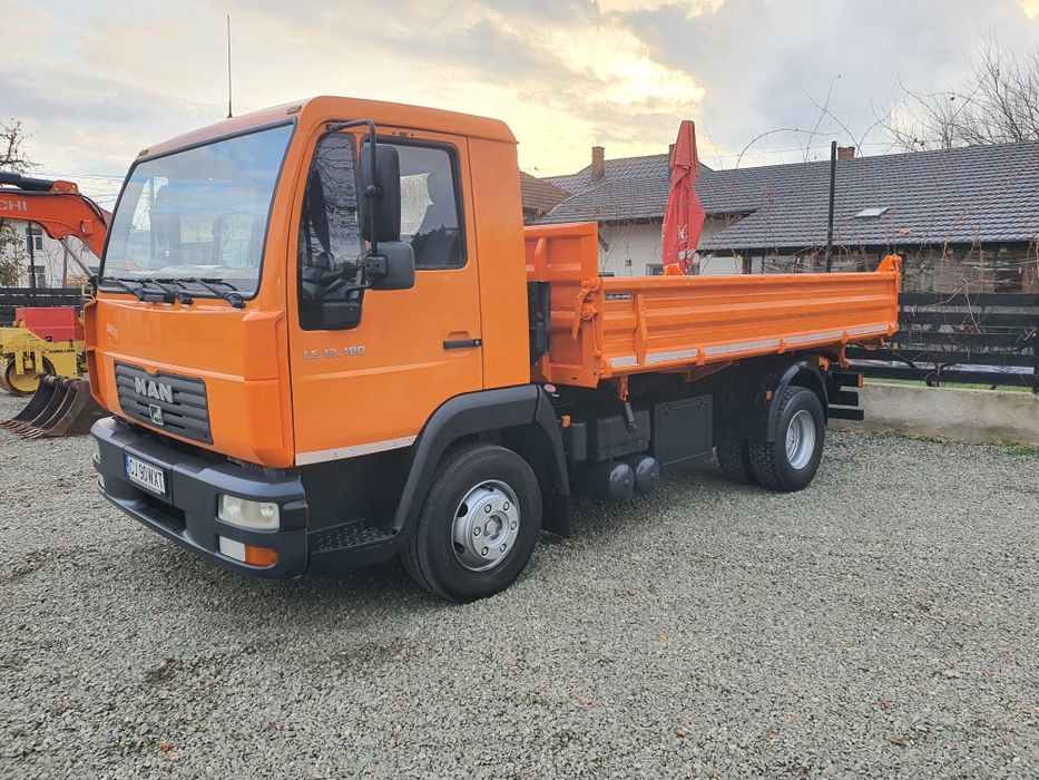 Camion Man 12.180  basculabil 12 tone 11/2005 210000km
Toat