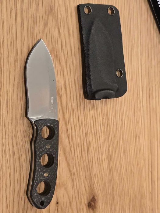 Ножове, колекция