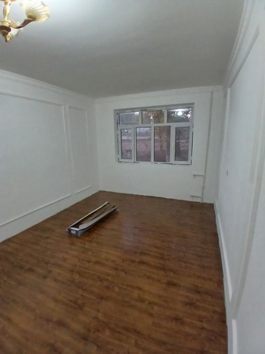 Chirchiq 8 mik 1 xona 1etaj