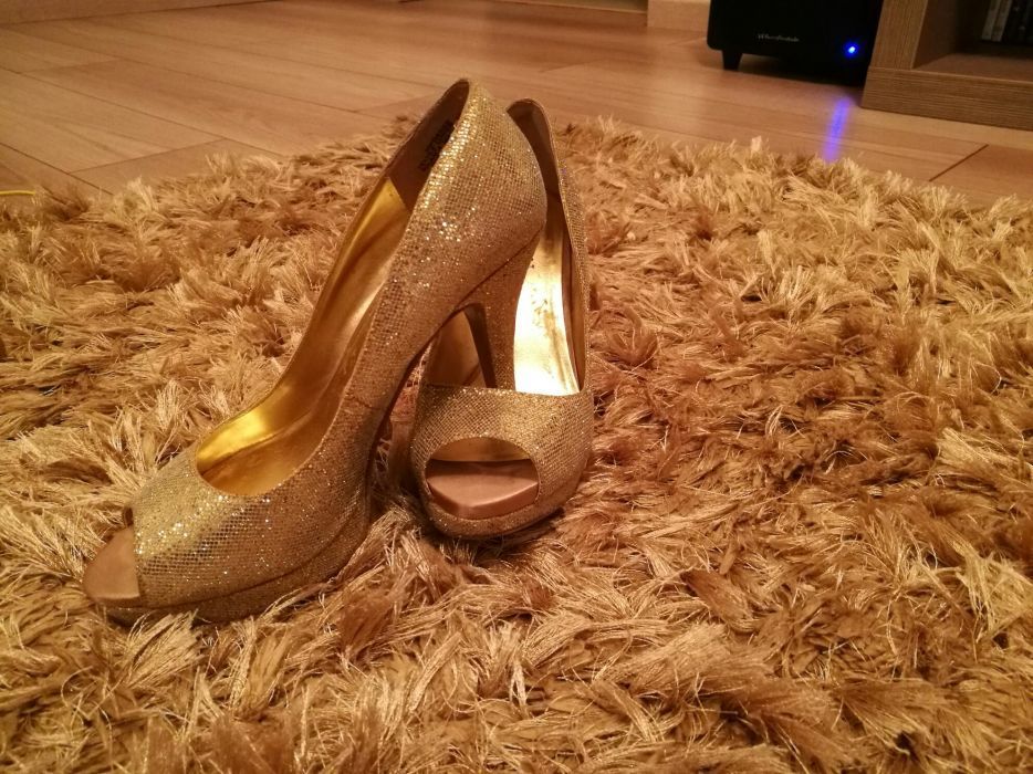 Pantofi Nine West