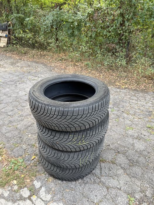 Продавам гуми  205/55R16 Bridgestone Blizzak LM005