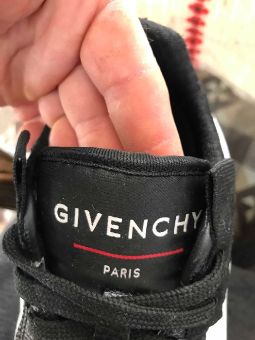 Givenchy low top sneakers