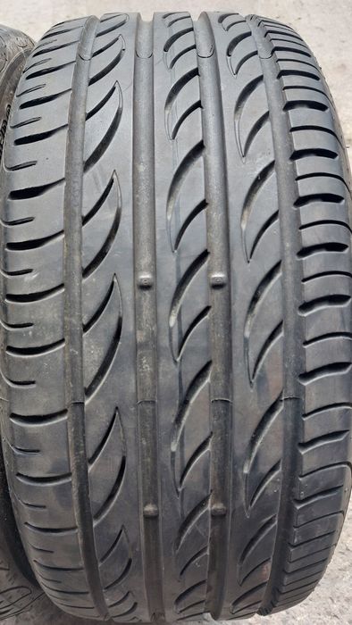 Летни гуми 235 45 17 Pirelli 2 броя