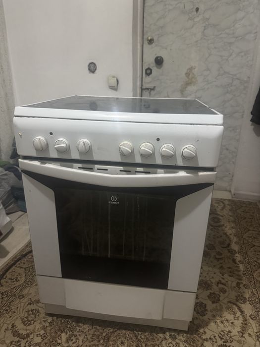 Продам электроплиту