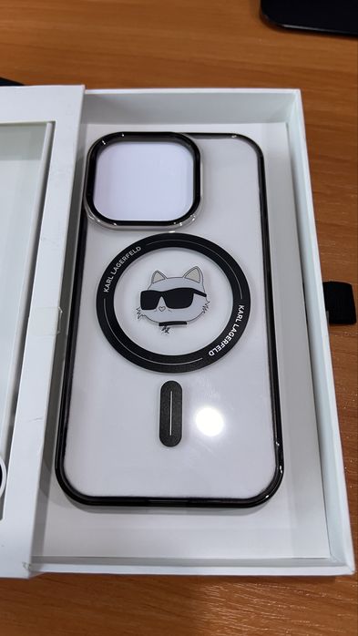 Чехлы на Iphone 15 pro + подарок