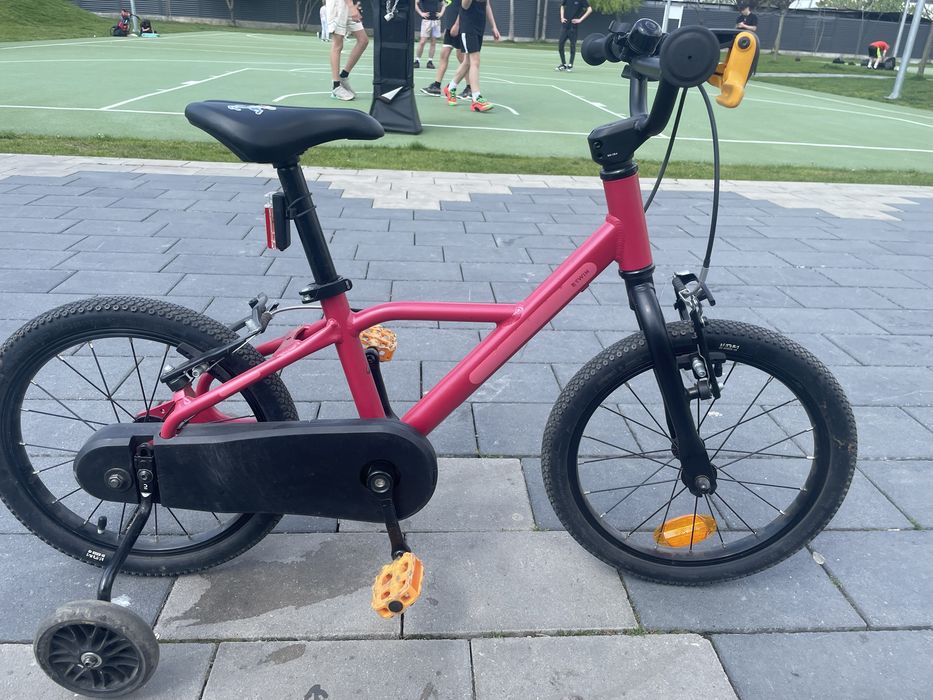 Bicicleta BTWIN 4-6 ani usoara