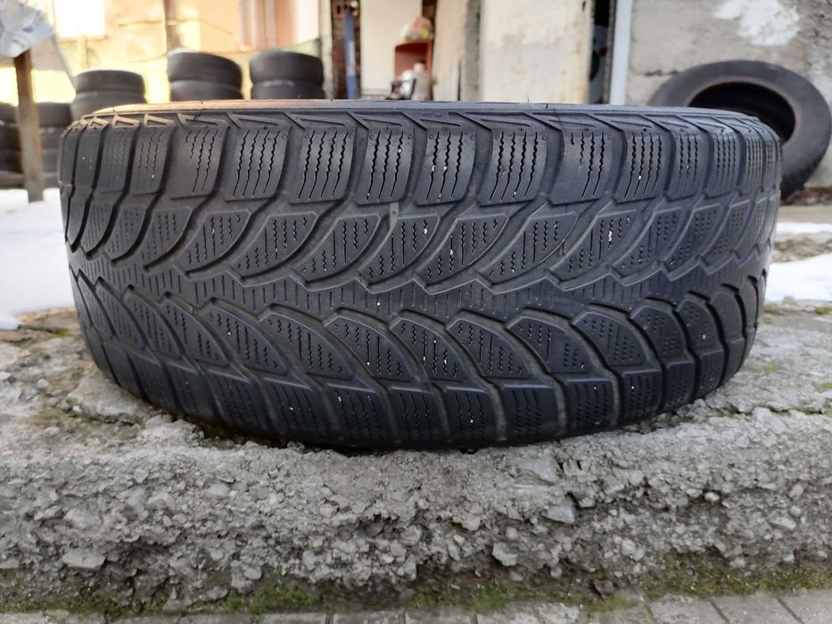 205/60/16 1бр.Bridgestone Зимна гума