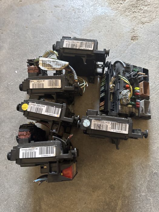 Бушониер бушонно табло БСМ Пежо Ситроен/ BSM Peugeot Citroen