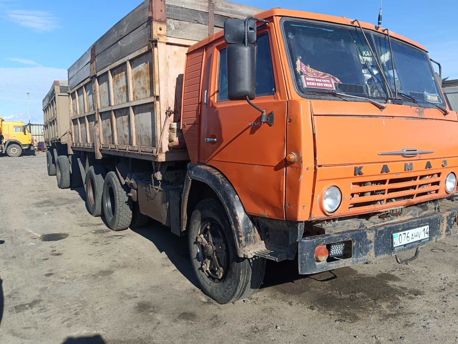 Камаз с прицепом самосвал