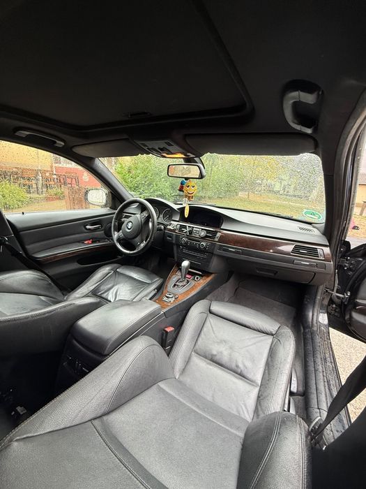 Vând BMW seria 3 325