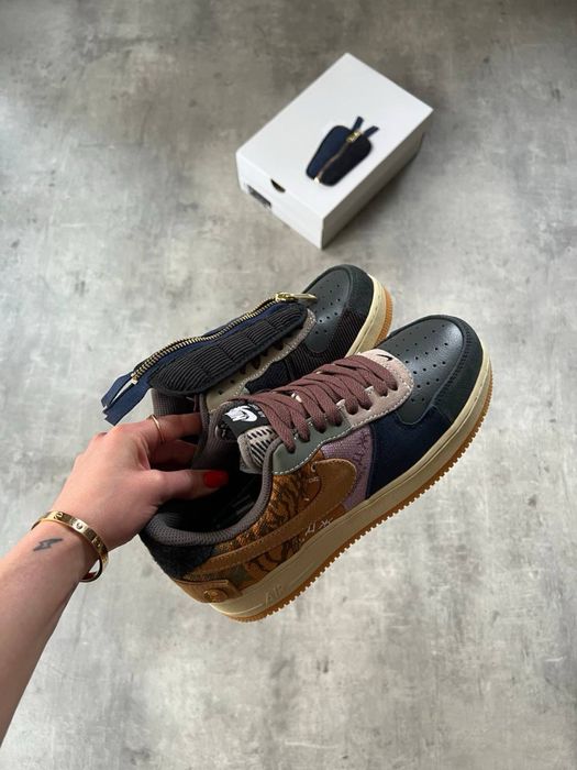 Air Force 1 Travis Scott “Cactus Jack”