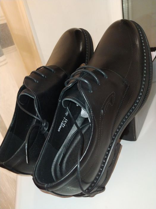 Продам новые мужские туфли !