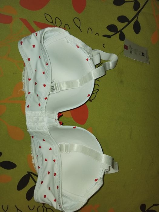 Дамски сутиен на сърца 90 C 105