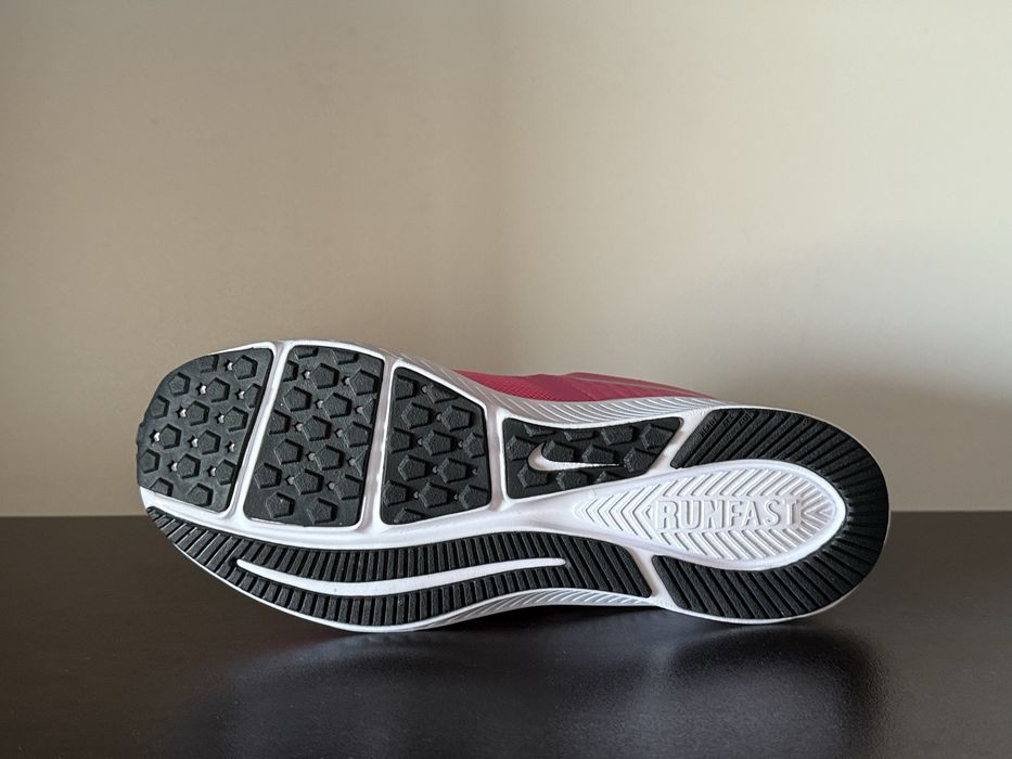 Nike Star Runner 2 GS 36номер 23см Стелка Нови без Кутия
