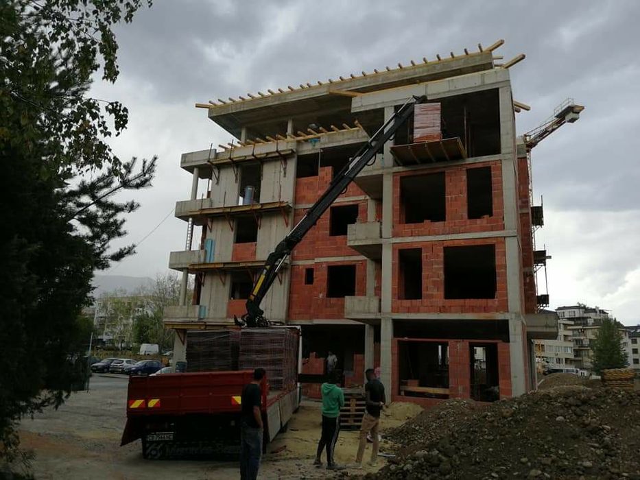 Камион с Кран 36 метра / Транспорт