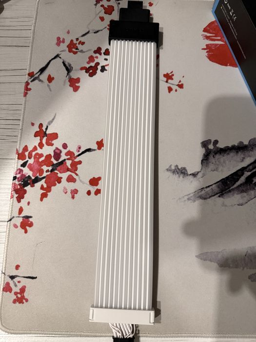 Lian Li Strimer Wireless 16-12